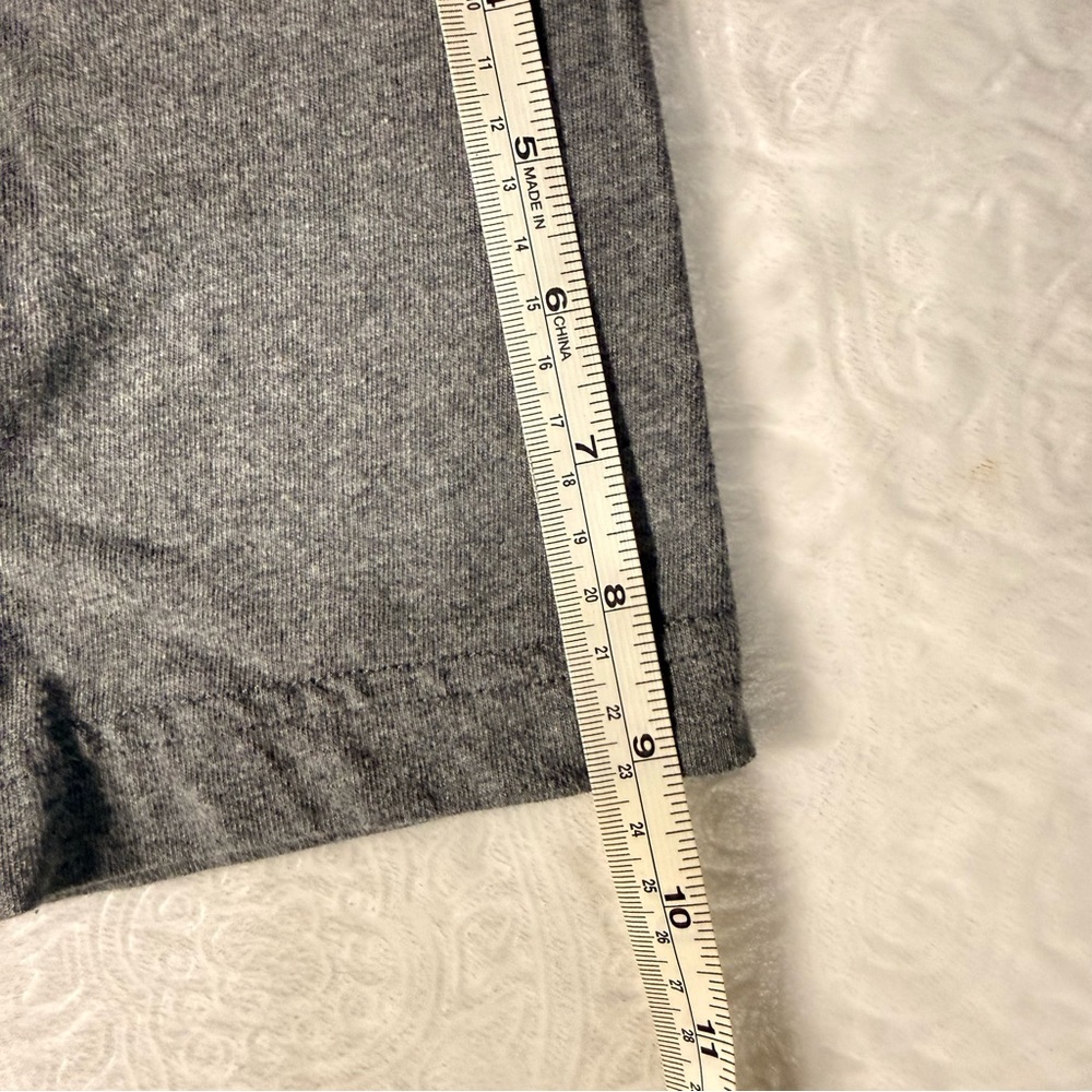 CAT Men’s Gray Logo Graphic T-Shirt Size M - Picture 8 of 9